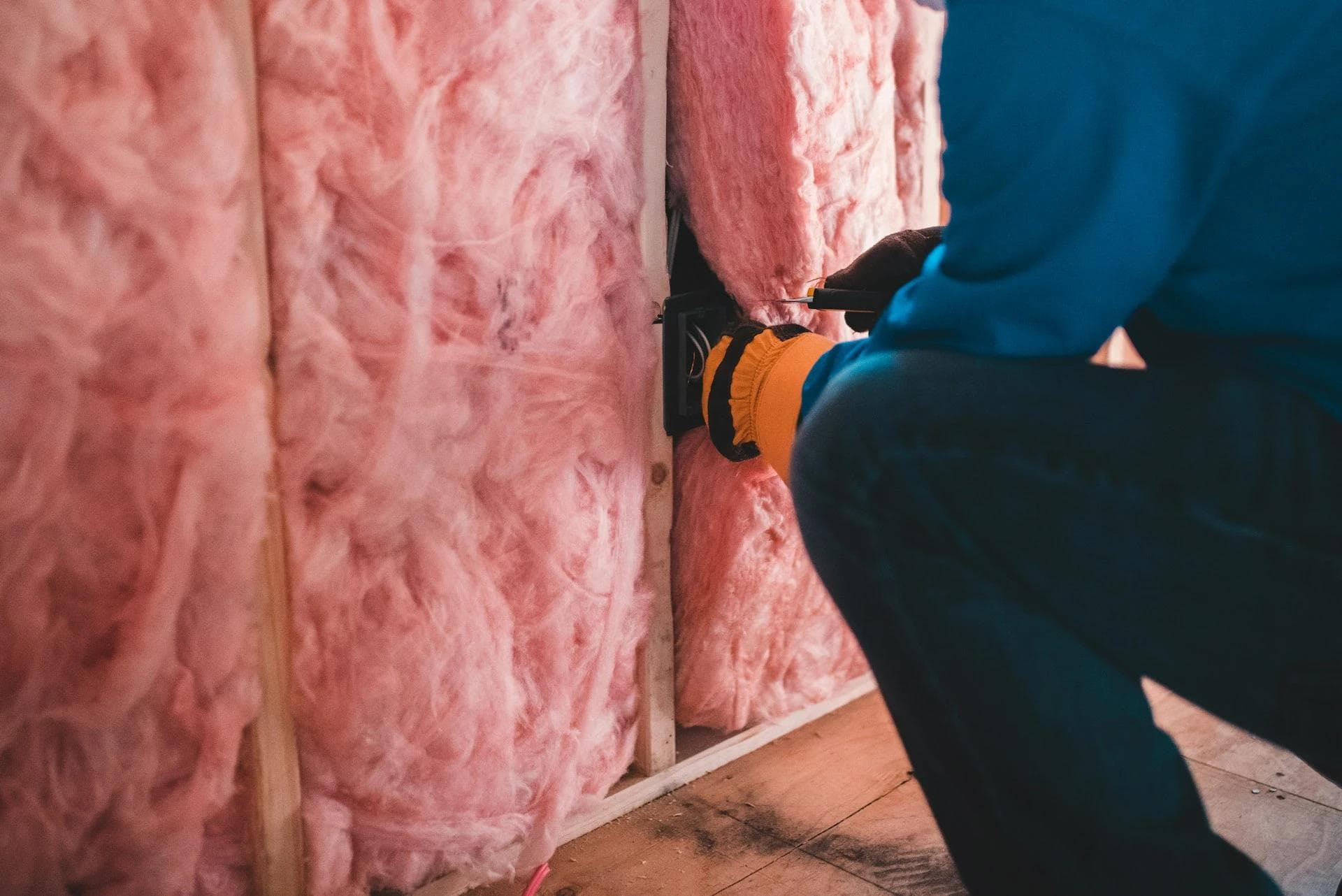 How Does Roof Insulation Improve Your Home's Efficiency